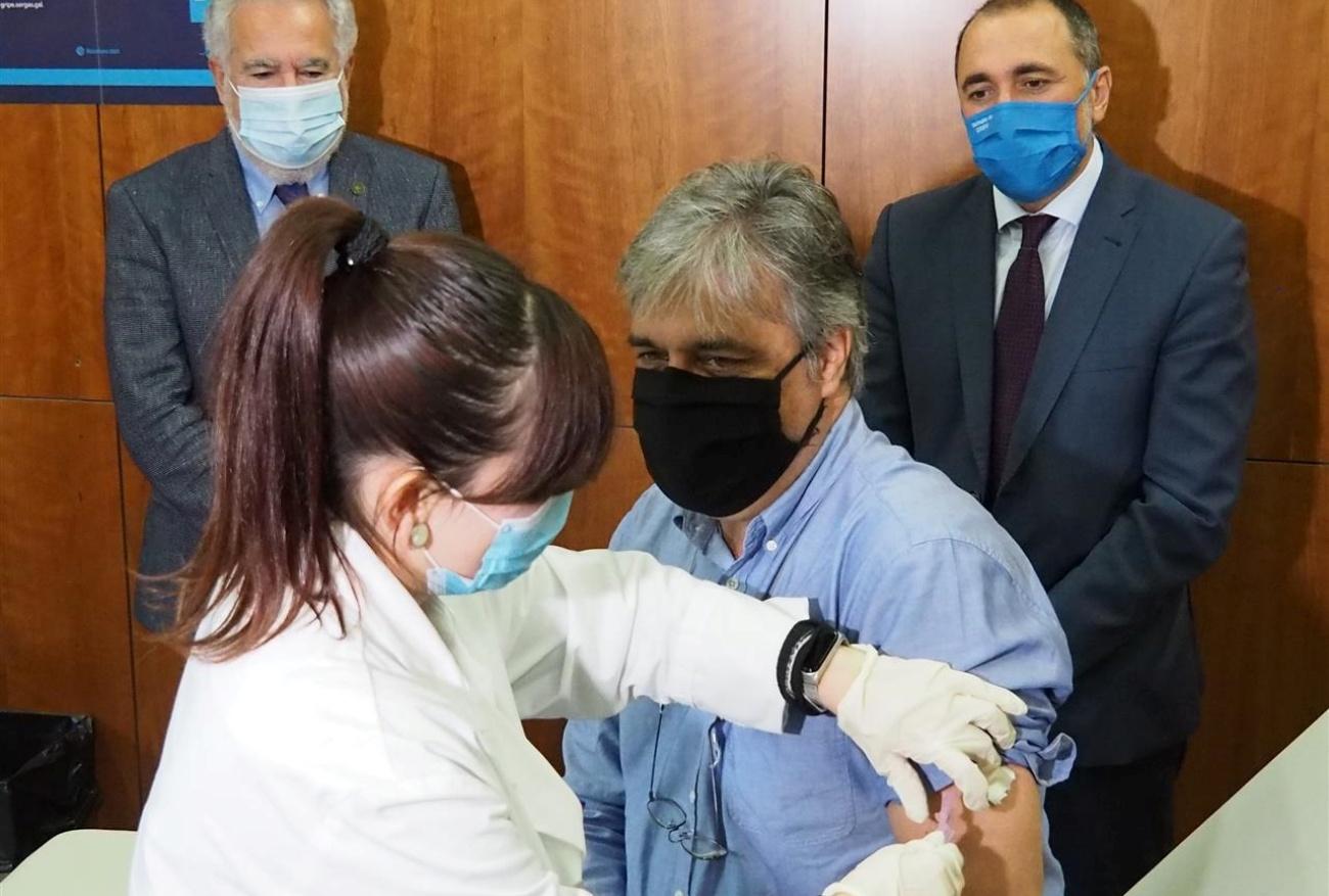 La campaña de la gripe también benefició al inicio de la misma a los diputados del Parlamento de Galicia (Foto: Parlamento gallego). 