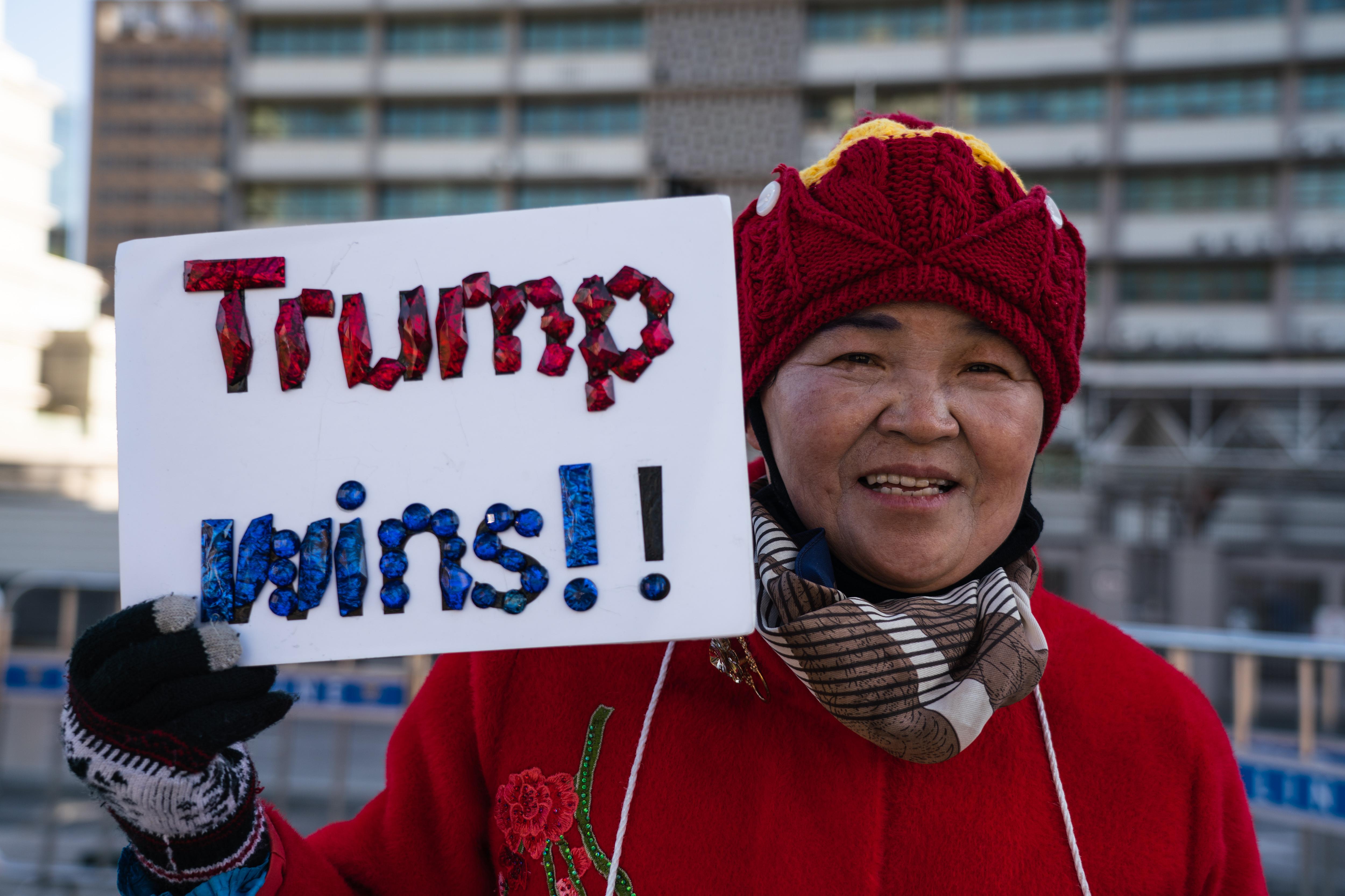 Una simpatizante coreana de Donald Trump. EP