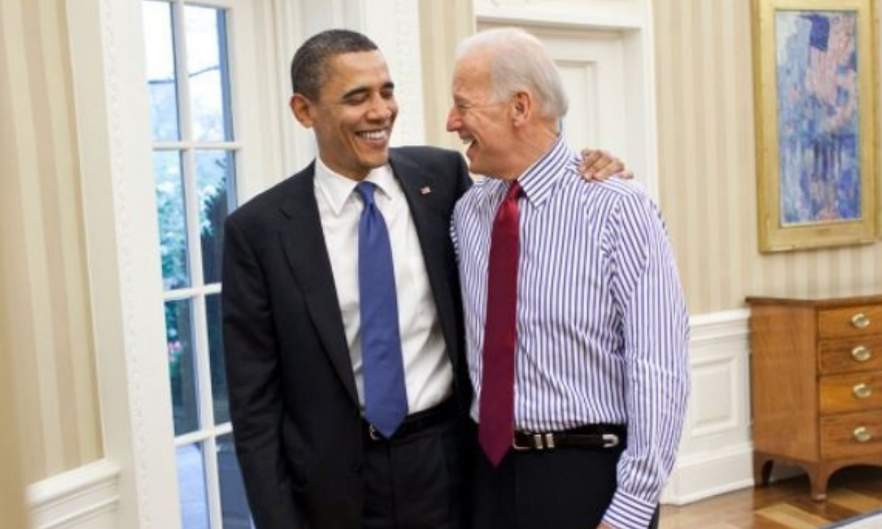 El expresidente de EE.UU, Barack Obama, junto al candidato demócrata, Joe Biden. EP