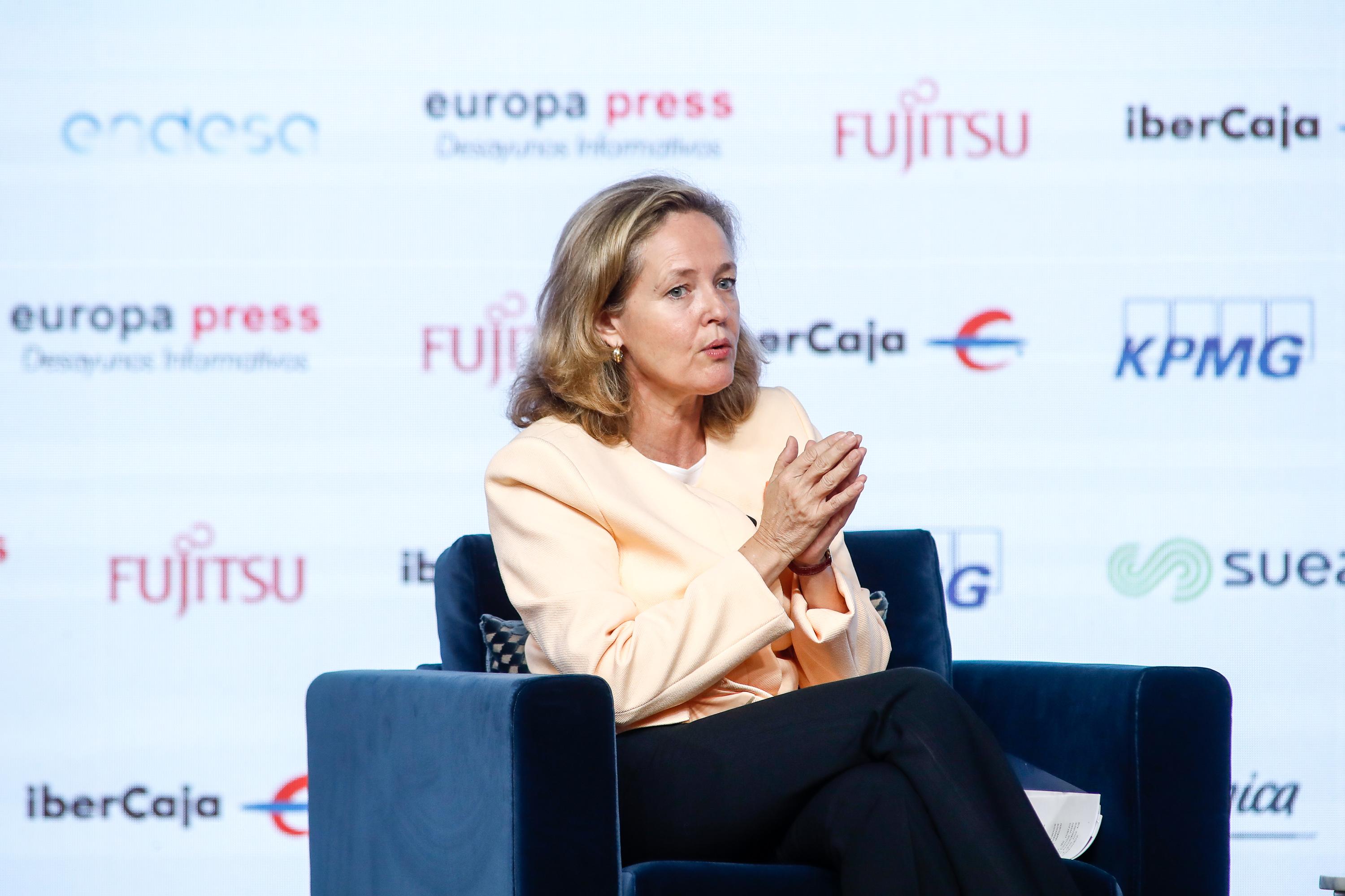 La vicepresidenta de Asuntos Económicos, Nadia Calviño, en un desayuno de Europa Press. Europa Press