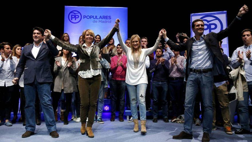 Casado rodeado de imputados Casado rodeado de imputados