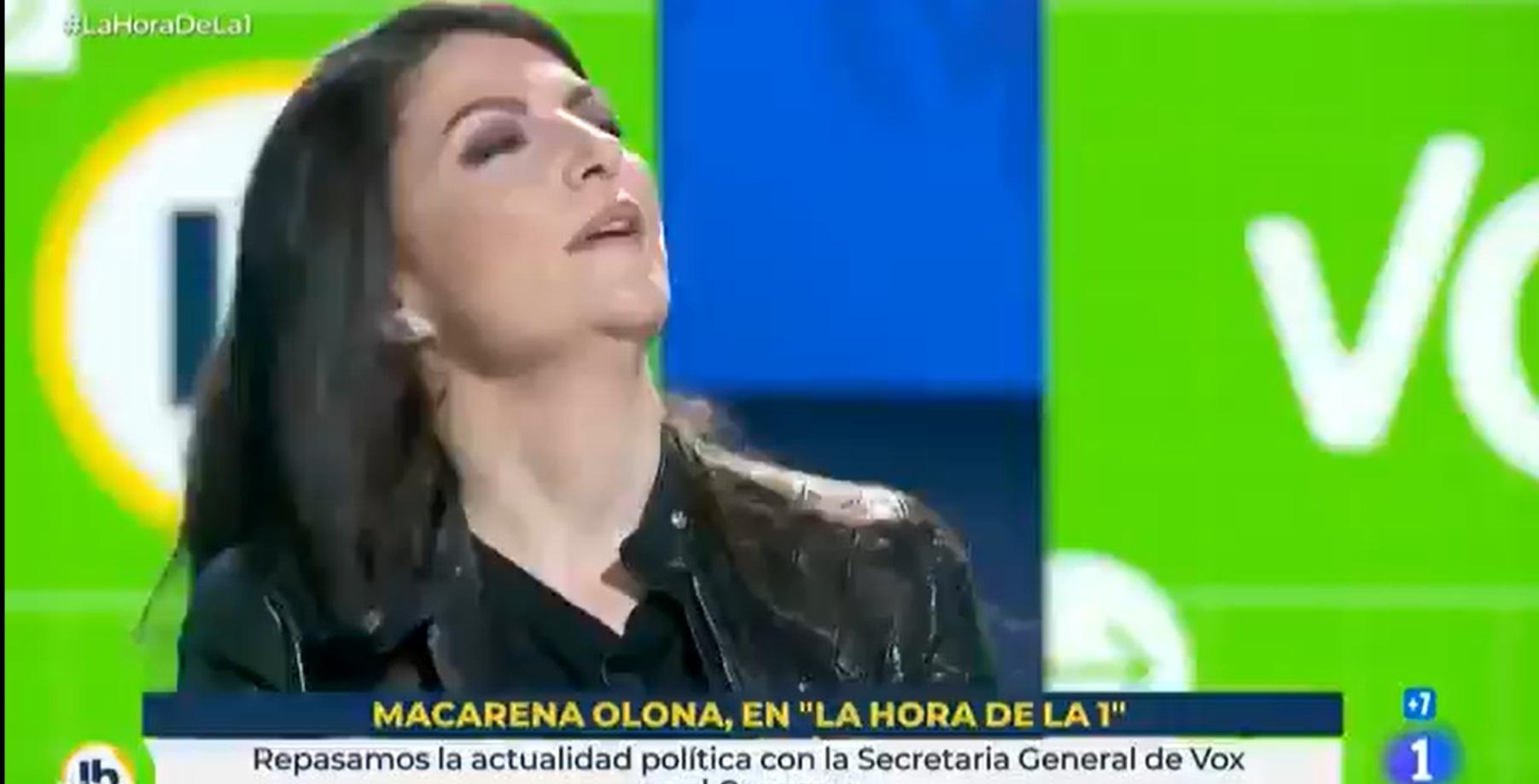 Macarena Olona, diputada de Vox en el Congreso de los Diputados durante su entrevista en La Hora de la 1